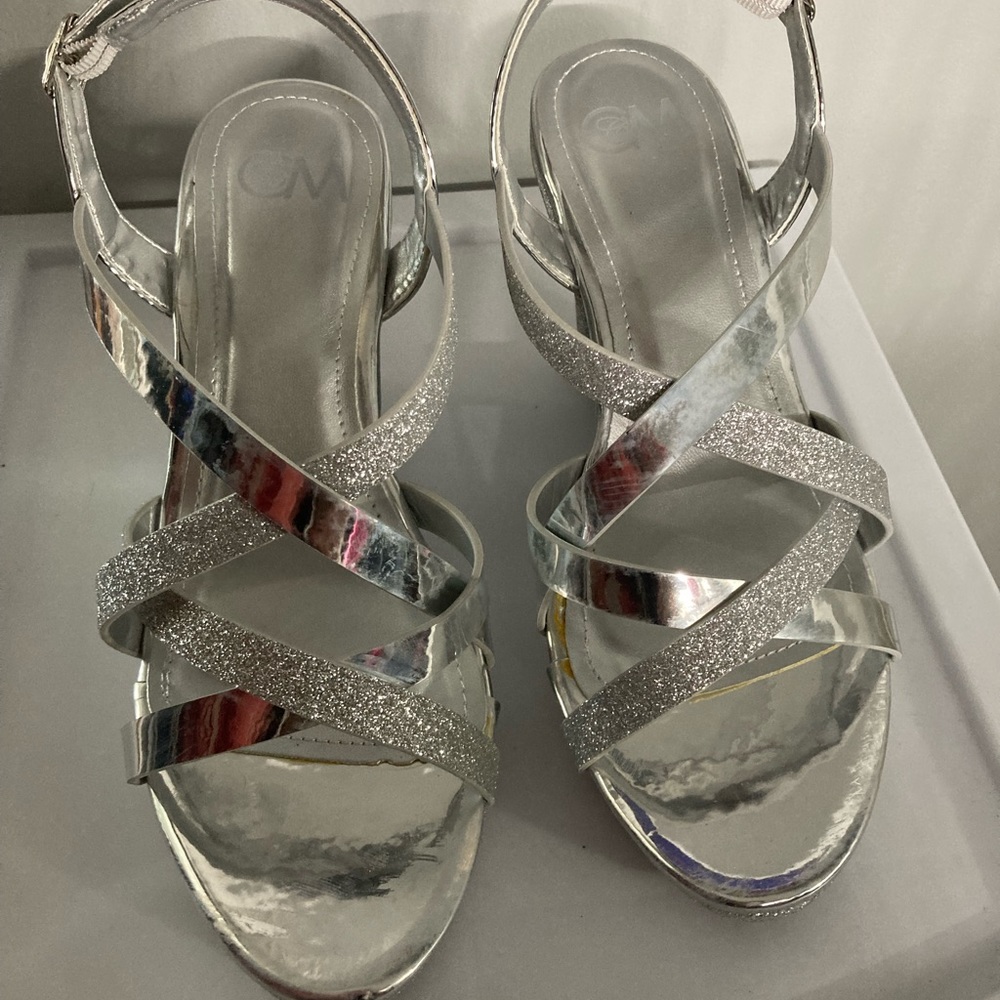 Sliver sparkly wedges